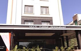 Hotel The Marque Mathura